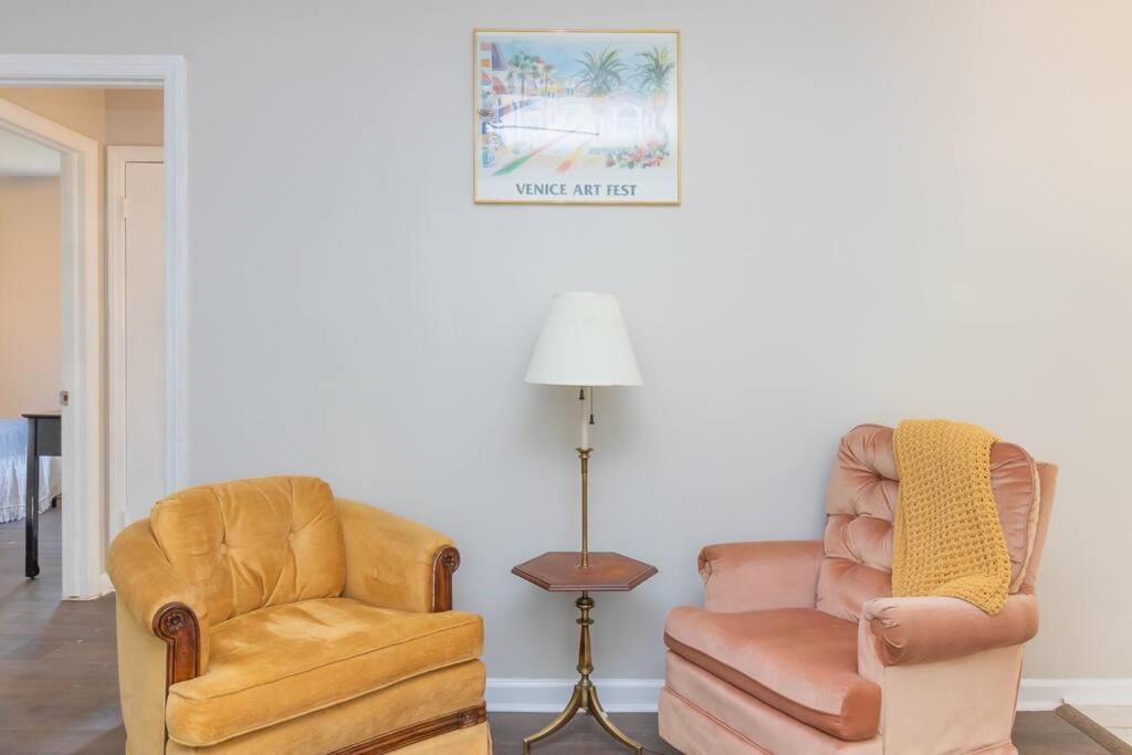 Dual-Family Retreat Sunlit Haven Villa Columbus Bagian luar foto
