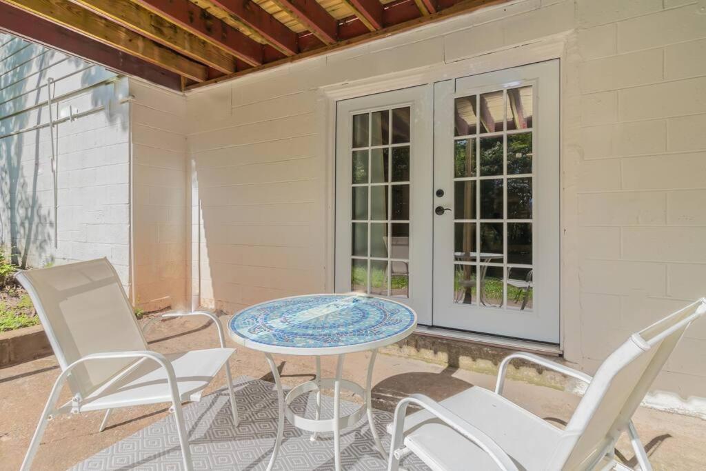 Dual-Family Retreat Sunlit Haven Villa Columbus Bagian luar foto